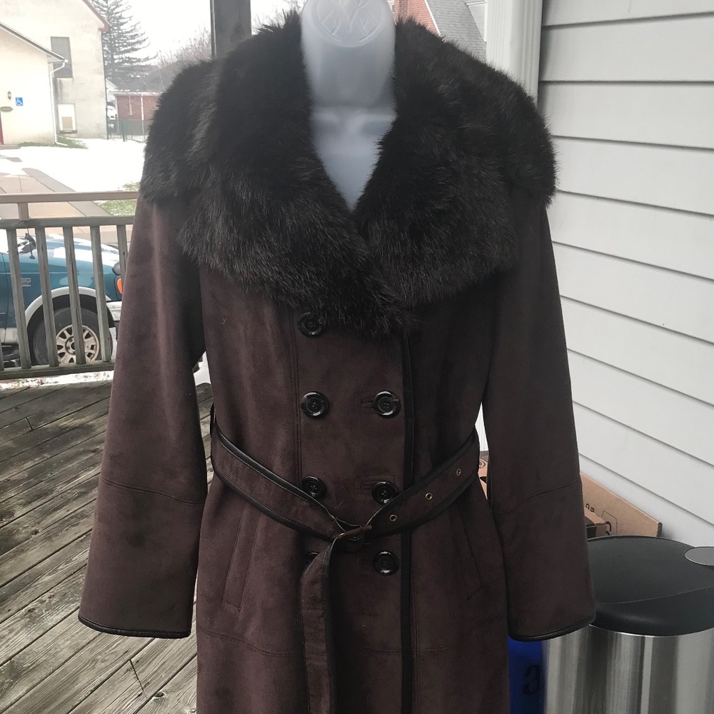 SOLD. NWOT Ellen Tracy Coat Belted in Brown